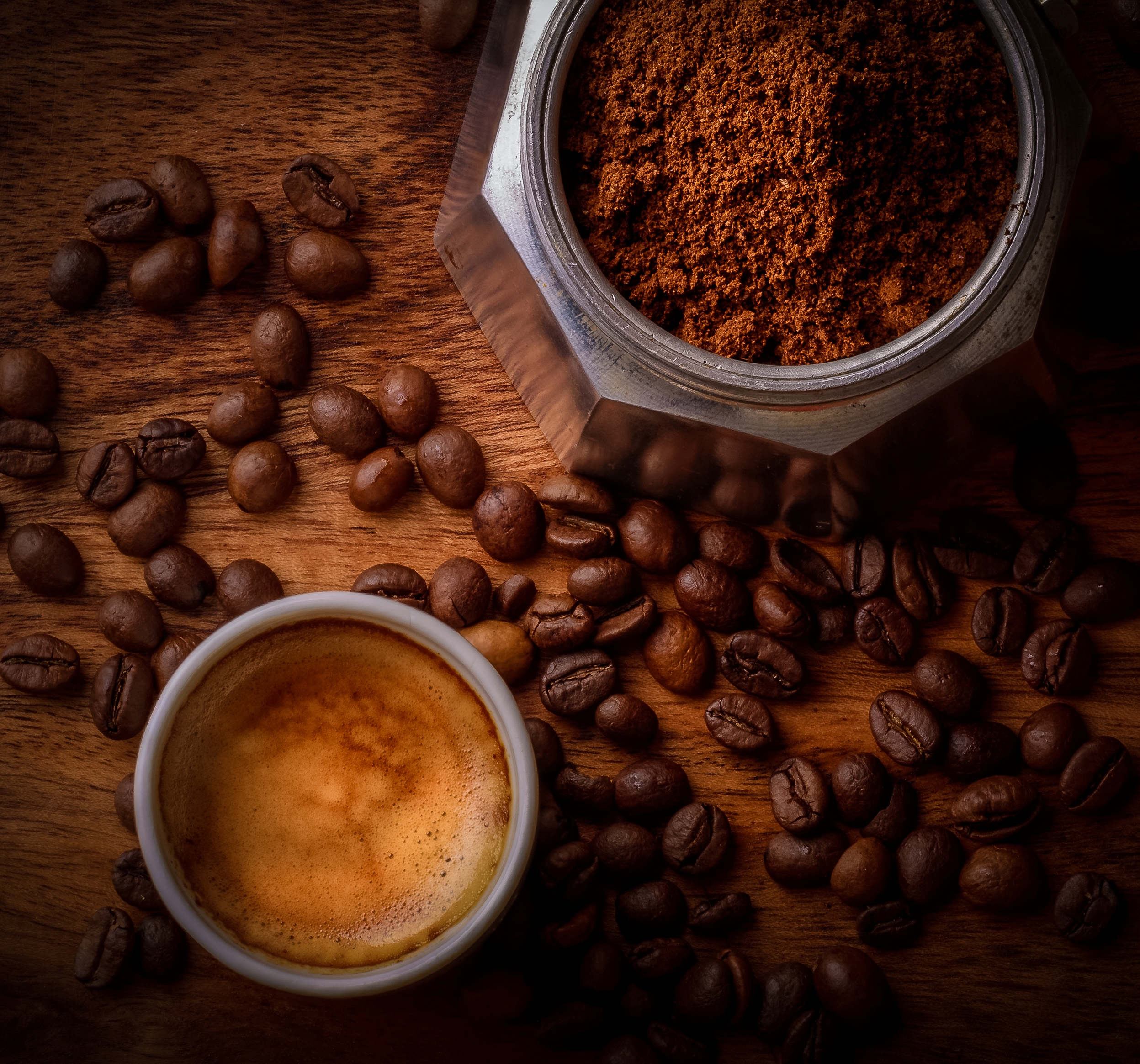 Roasted Coffee Beans & Ground Coffee 